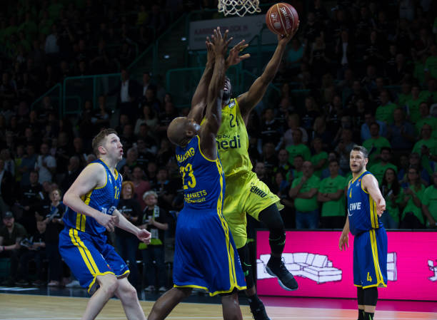 盖桑进球 盖桑进球